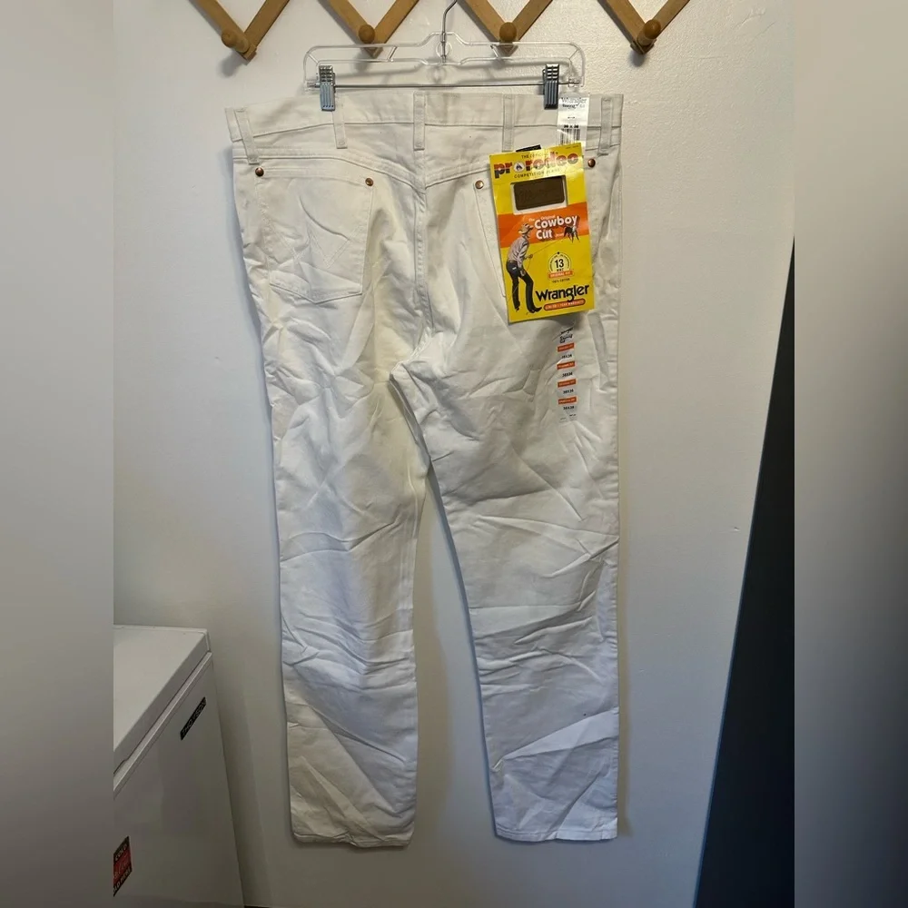 Vintage White Wrangler Cowboy Cut Denim Jeans Western Rodeo NWT‎ 38x36